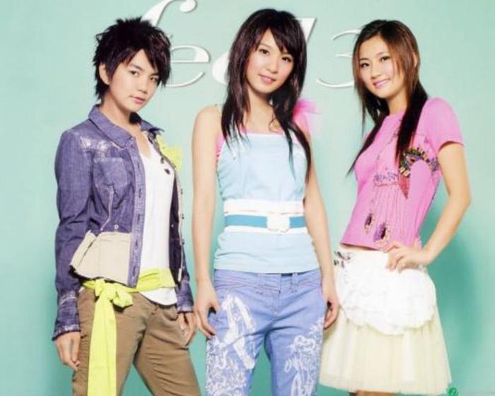 打敗Twins的SHE，童年第一女團的傳奇